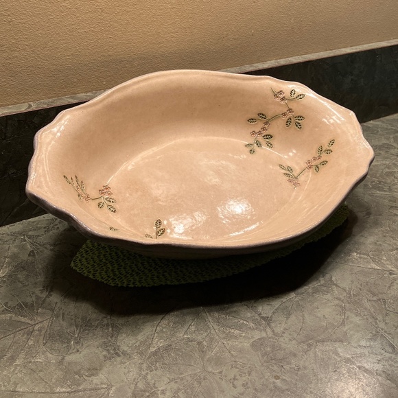 🌼🍃VINTAGE MOUNTAIN MEADOWS POTTERY SERVING BOWL "FORGET-ME-NOT" PATTERN 🌸 - Picture 1 of 12